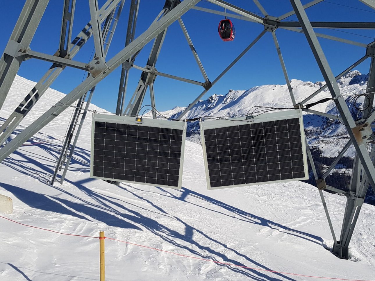 Projet Lightswing - test-panneaux-cable-alpes - Copyright Lightswing